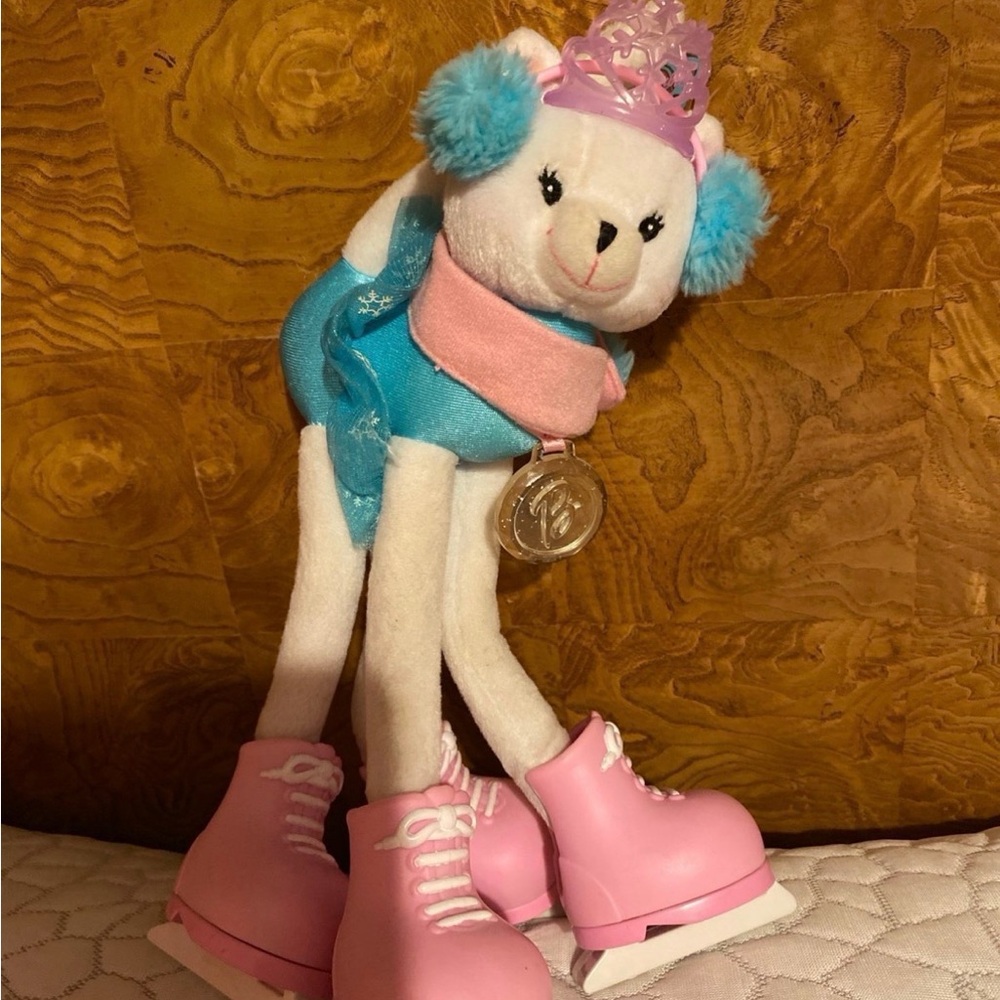 Barbie Pose Me Pets Skater Kitty